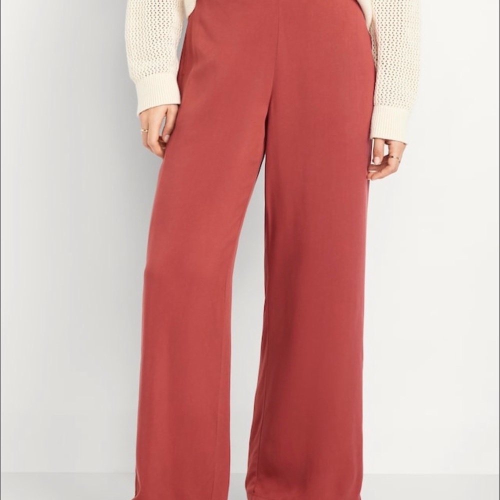 Old Navy Women's Wide Leg Pants in Red